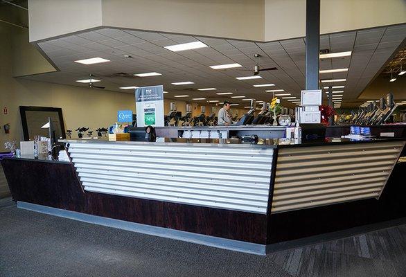 Genesis Health Clubs O Street Front Desk