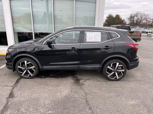 2020 Nissan Rogue Sport SL