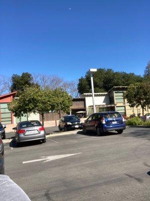 Willow Glen Public Library