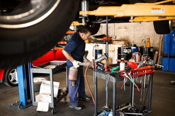 CATALYTIC CONVERTER INSTALLATION