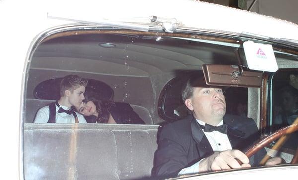 Justin Bieber & Selena Gomez - 1937 Packard vintage car