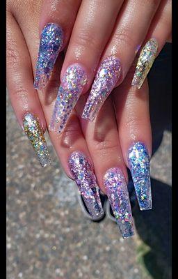 Glitter nails