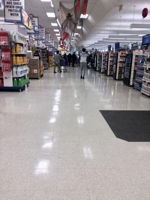 ShopRite Stamford CT. Older store, clean and well kept.