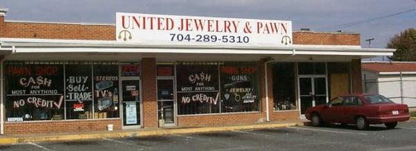 United Pawn and Jewelry storefront