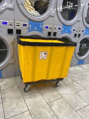 Big laundry cart, big machines