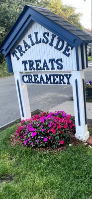 Great local ice cream shop!