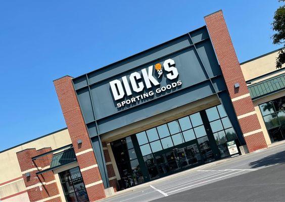 DICK'S Sporting Goods