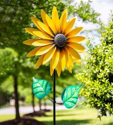 Sunflower outdoor windspinner