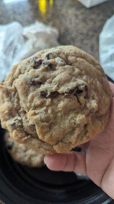 Chocolate chip cookie