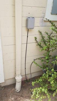 Small Ting fiber internet equipment on outside of home in Solana Beach