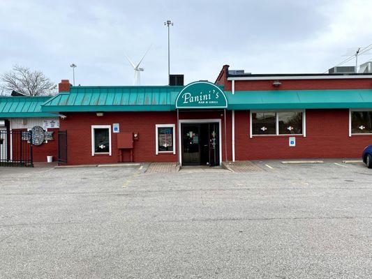 Panini's Bar & Grill, Euclid, Ohio