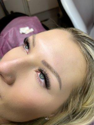 Volume lashes