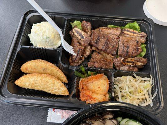 LA Galbi Bento Box