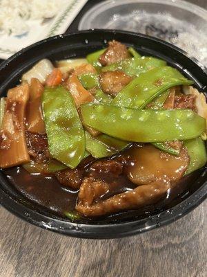 Beef with snow peas