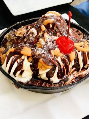 Half Cookie Half Brownie Skillet