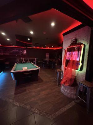 Pool table/stage