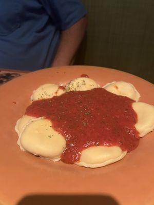 Ravioli - yum and huge portion!