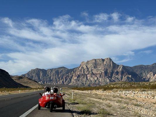 Scoot city tour into Red Rock canyon