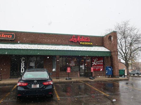 Rain, snow, or shine - anytime is good Lou's pizza time!