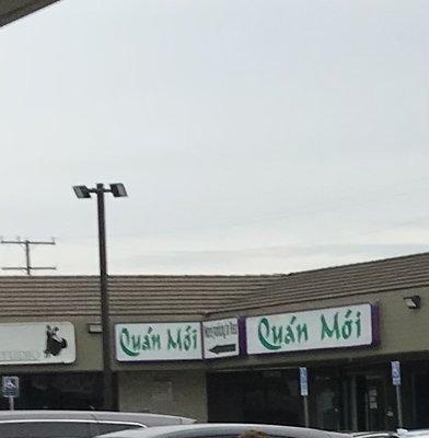 Quan Moi