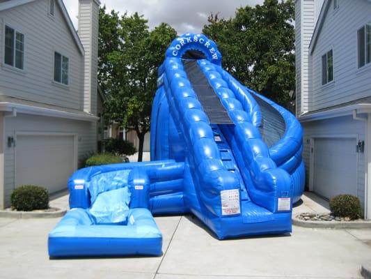 24 Ft. Cork Screw Water Slide