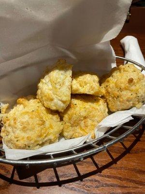 Endless Chowder, Salad & Cheddar Bay Biscuits