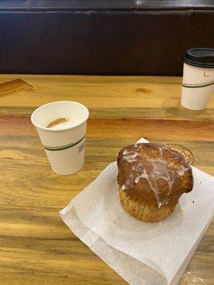 Macchiato and lemon poppyseed muffin