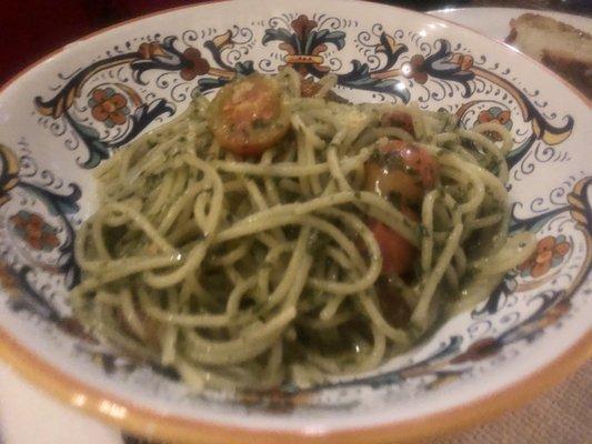 Spaghetti con pesto