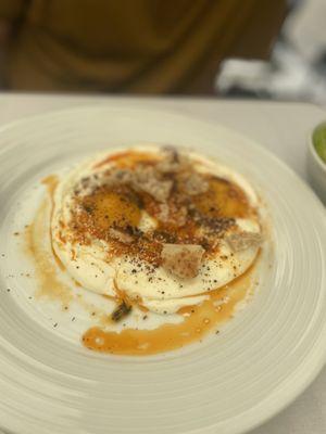 Egg cilbir with chili oil