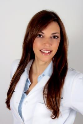 Flores Dermatology