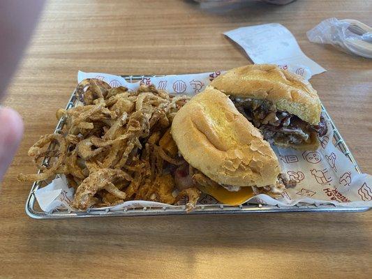 Bbq Bacon Burger with crispy onions