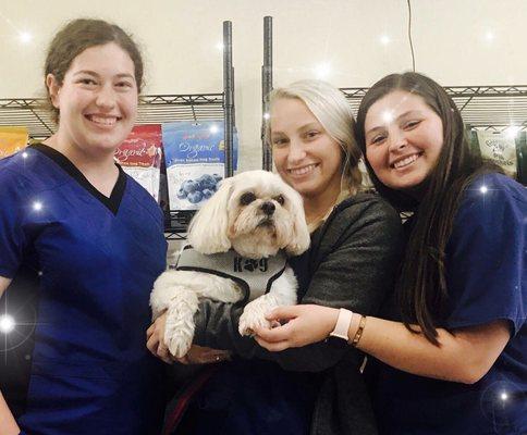 Aston loves Tess, Andrea and Erika at Boca Vet!