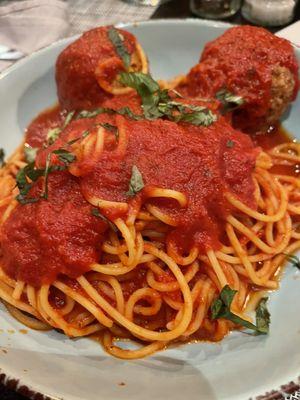 Spaghetti and meatballs