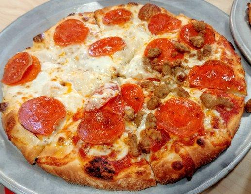 Zesty pepperoni & pepperoni and beef