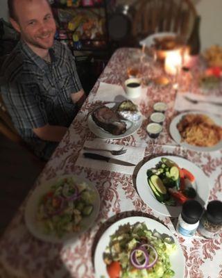 Cattleman's cut prime rib, seafood linguine, seasonal vegetables, house salads, guac & chips, and (mouthwatering) garlic bread.