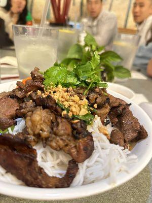 Grilled pork vermicelli