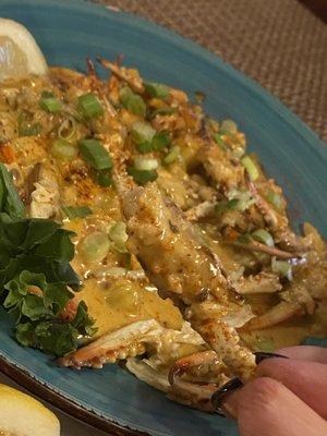 Sautéed crab claw appetizer