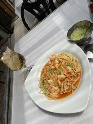 Shrimp  linguine pasta