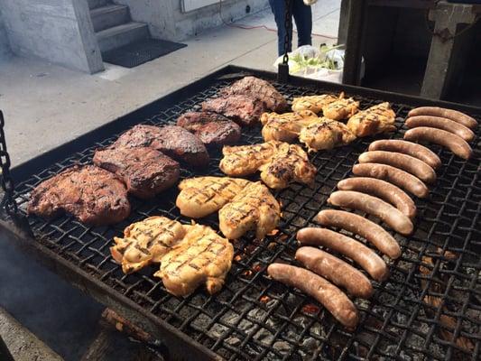 Tri-Tip , Chicken Breast, Italian Sausage