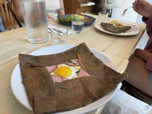 Crêpe Complète Jambon