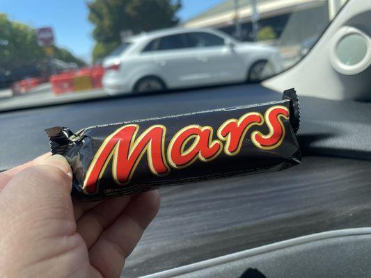 Birthday Freebie #4:   Free chocolate bar of my choice!  I got a Mars bar! Yum!  Thanks, Diddams!