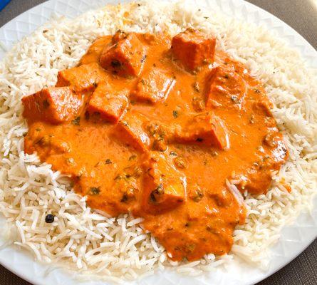 Paneer Tikka Masala (Homemade cottage cheese cubes cooked in a mild ginger & tomato curry) - very tasty!