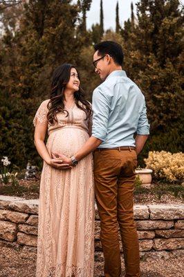 Maternity session shot by Adrian Wong Media