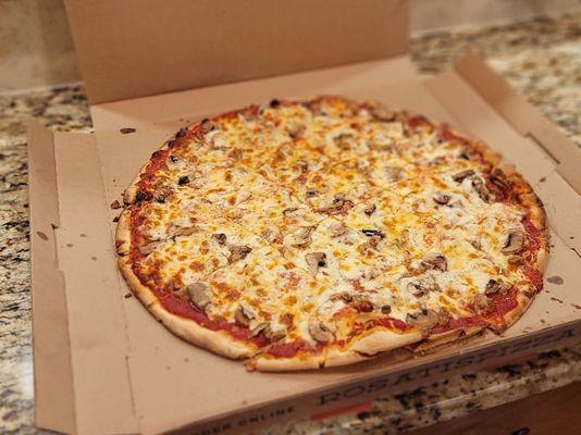 Mushroom and sausage thin crust - 18"