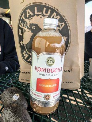 Largest Kombucha eva! 48oz, it feels like you're holding a baby bottle