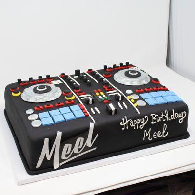 Custom DJ cake