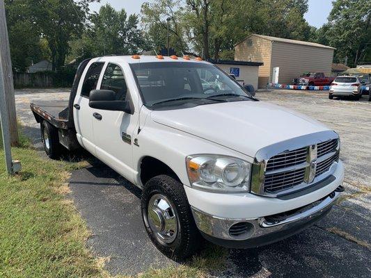 Dodge ram 3500 diesel Cummins  Manual 6 speed transmission   Myalliancemotors.com