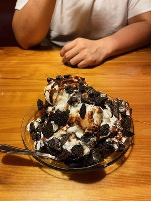 Cowpie Brownie Sundae