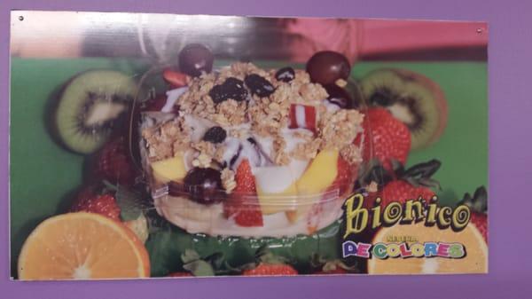 Bionico, a fruit salad with cereals, yummmm!!!