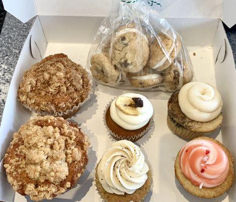 Adam bombs,apple crumble,cinnamon strudel muffins,banana choc chip,cafe au lait,blueberry maple,peppermint white choc cupcakes